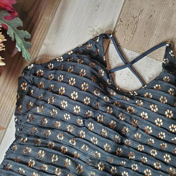 NWT Beachsissi Black Floral Cutout One Piece Swimsuit Size Medium - Picture 11 of 12